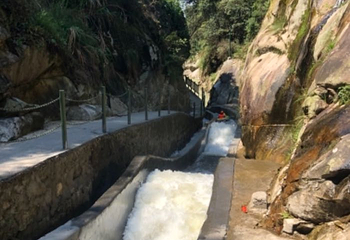 沱龙峡漂流第 14 张图片