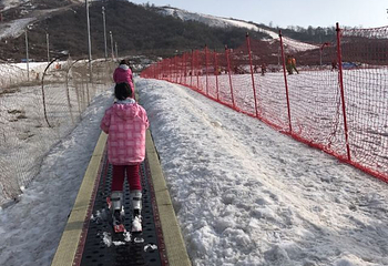 照金国际滑雪场第 24 张图片