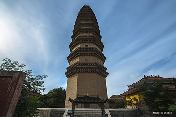 太平兴国寺塔第 2 张图片