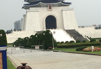 自由广场第 10 张图片