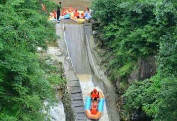 白云峰峡谷漂流第 31 张图片