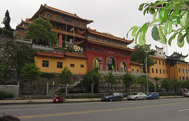 白鹿寺第 2 张图片