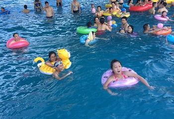 白龙潭水上乐园第 16 张图片