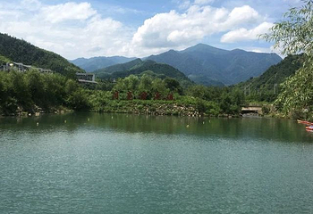 天目山月亮湾漂流第 25 张图片