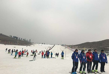 绿鑫春滑雪场第 7 张图片
