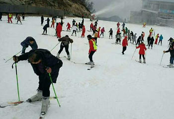 嵩顶滑雪度假区第 35 张图片