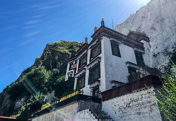 鲁普岩寺第 2 张图片