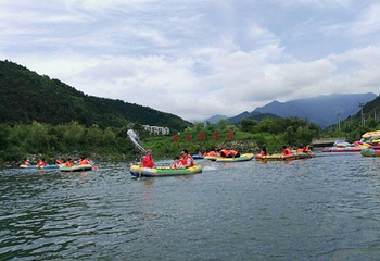 天目山月亮湾漂流第 30 张图片