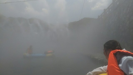 虎啸峡激流探险漂流第 46 张图片