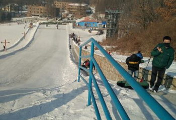 朱雀山滑雪场第 15 张图片