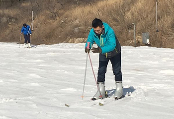 济南卧虎山国际滑雪场第 25 张图片