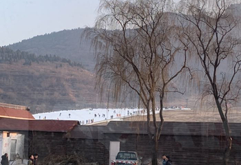 济南卧虎山国际滑雪场第 9 张图片