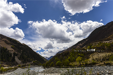 姊妹湖风景区第 17 张图片