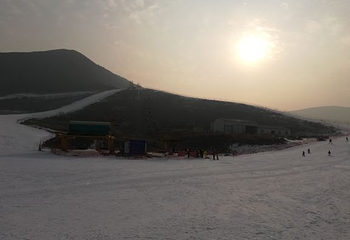 玉龙湾滑雪场第 15 张图片