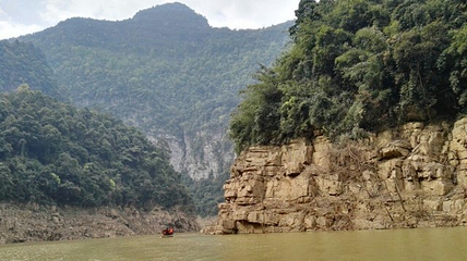金秀圣堂湖景区第 25 张图片