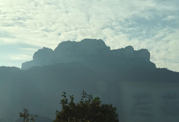 西陵峡观光游船(峡口山庄码头)第 13 张图片