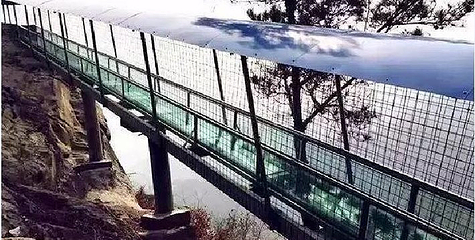 水峪口神潭大峡谷高空玻璃滑漂第 10 张图片