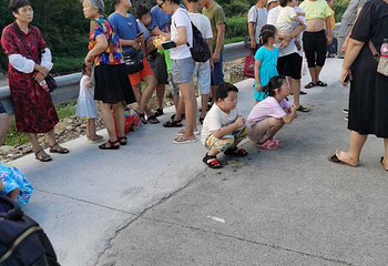金鸡岩景区第 6 张图片