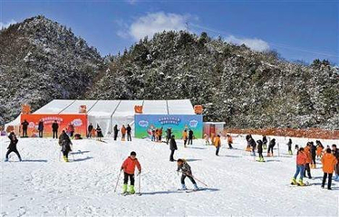 黄水白天池滑雪场第 8 张图片
