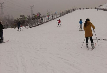 南高基滑雪场第 7 张图片