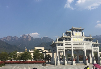银峰滑雪场第 10 张图片