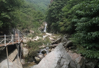 大别山瀑布群第 32 张图片