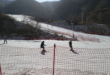 抱龙山凤凰岭滑雪场第 11 张图片