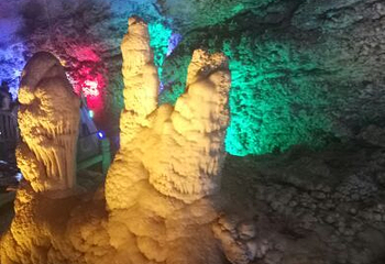 浮戏山雪花洞景区第 25 张图片