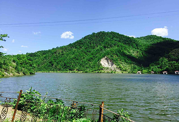 白山青山湖第 3 张图片