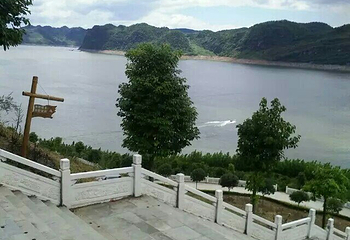 飞龙湖第 7 张图片