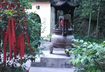 乌霞寺第 2 张图片