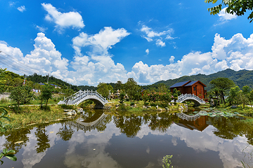 柃蜜小镇·白崖山景区第 3 张图片