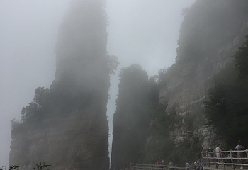 白石山大剧院第 25 张图片