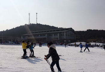 蟠龙山滑雪场第 32 张图片