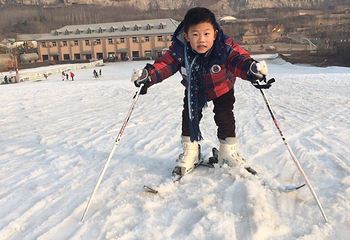 当阳峪滑雪场第 13 张图片
