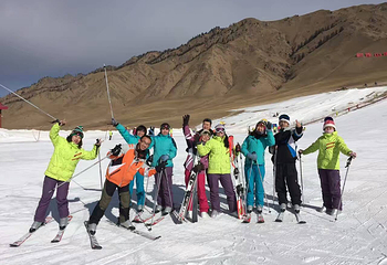 祁连山国际滑雪场第 16 张图片