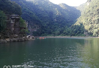 金秀圣堂湖景区第 15 张图片