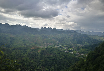 平塘天坑群景区第 16 张图片