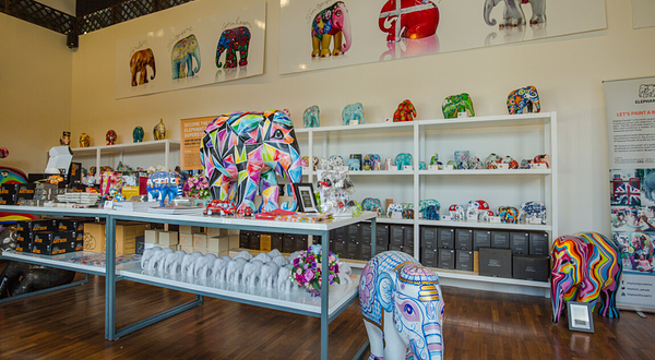 大象彩色彩绘工厂