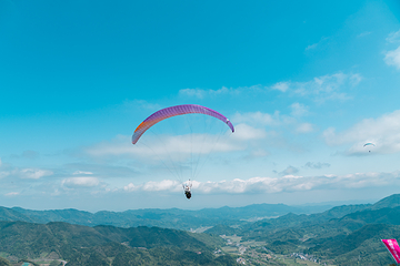 明月山滑翔伞基地第 8 张图片