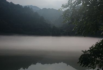 龙景大峡谷瀑布群第 13 张图片