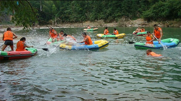 信江源金沙谷漂流