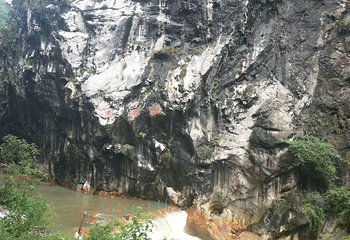 重庆溶洞谷漂流第 20 张图片