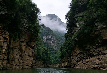 金秀圣堂湖景区第 17 张图片