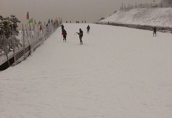 南高基滑雪场第 6 张图片