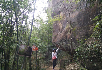 钦州烟霞山风景区第 30 张图片