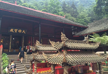 白龙寺第 3 张图片