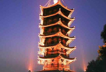 隆山塔第 3 张图片