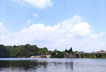 灵龙湖生态文化旅游区第 9 张图片