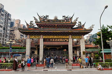 龙山寺第 20 张图片